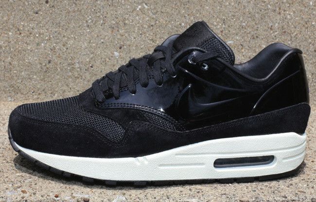 Buy Wmns Air Max 1 VT QS Black Patent 615868 001 GOAT CA
