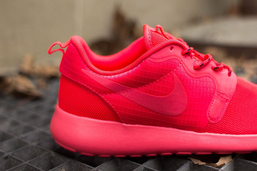 Nike roshe run hyperfuse red cheap