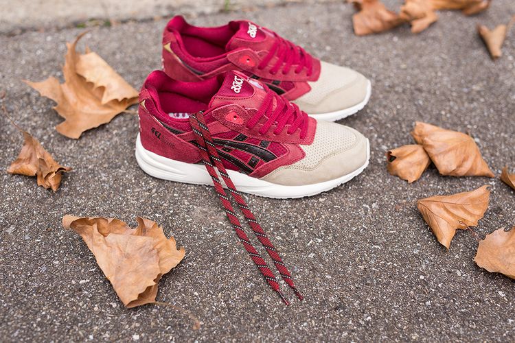 Asics Gel Saga Christmas