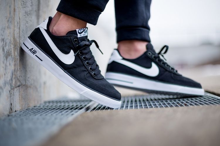 Nike Air Force 1 AC