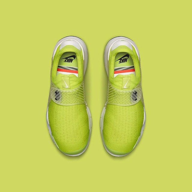 Size 11.0 Sock Dart SP Neon Yellow