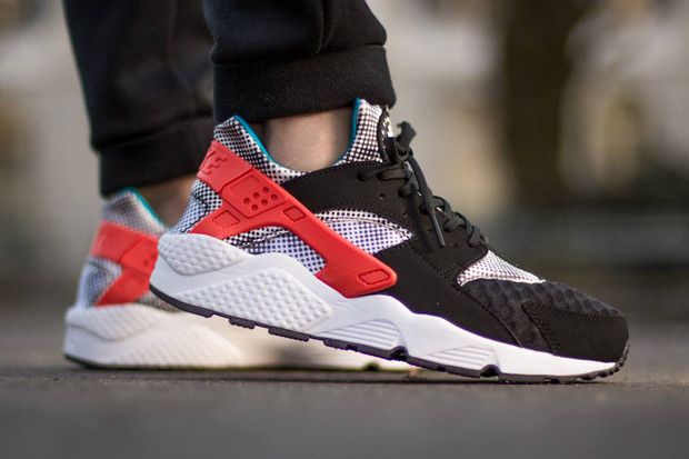 Buy Air Huarache Run FB QS Hypervenom 744486 001 GOAT UK