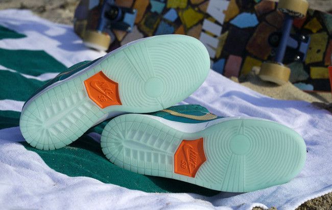 Nike Dunk Low Premium SB QS Mia Skate Shop 10th Year Anniversary