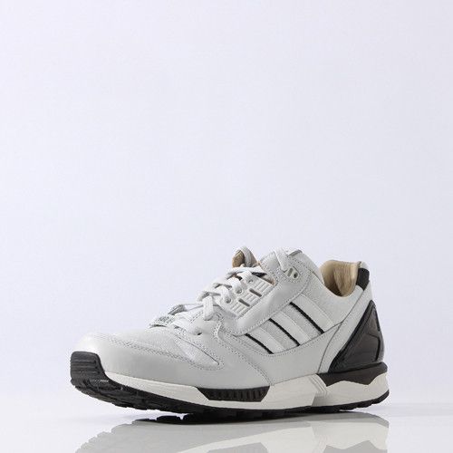 Buy ZX 8000 Charlie Fall Of Wall M18630 GOAT