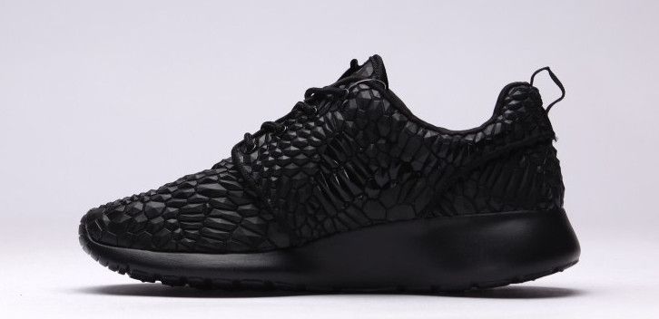 Nike Wmns Roshe One DMB Triple Black