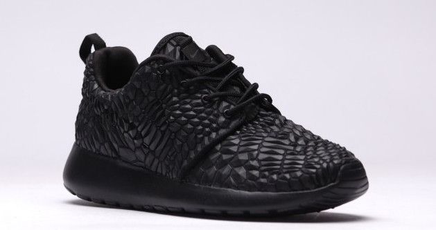 Nike Wmns Roshe One DMB Triple Black