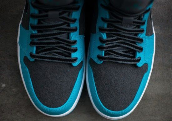 Air Jordan 1 Mid Gamma Blue