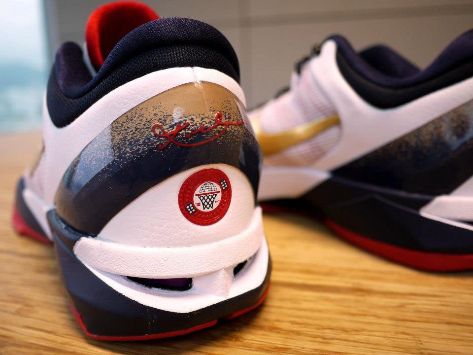 Kobe 7 gold medal hotsell