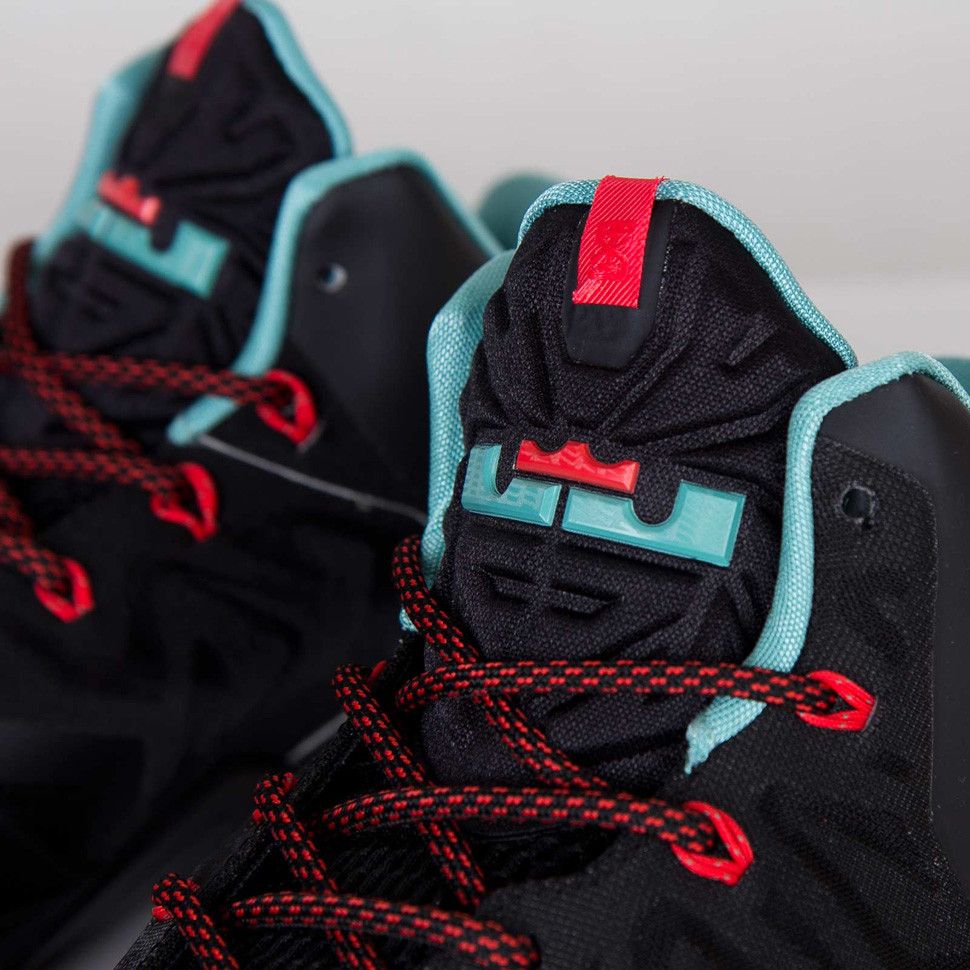 Lebron 11 insole top