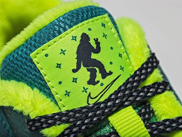 Nike Wmns Air Max 90 DB