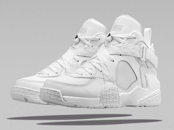 Buy Air Raid x Pigalle - 729371 100 | GOAT
