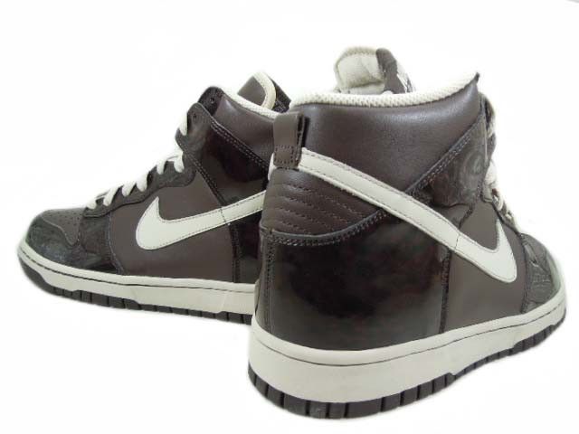wood grain nike dunk
