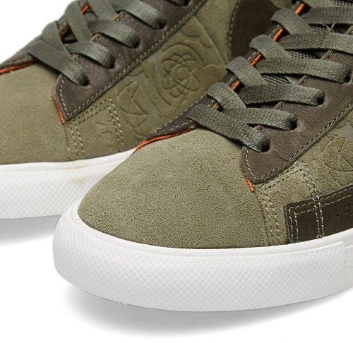 Mo Wax x Nike Blazer Hi SP Olive