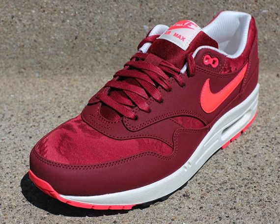 Nike Air Max 1 Premium Atomic Red