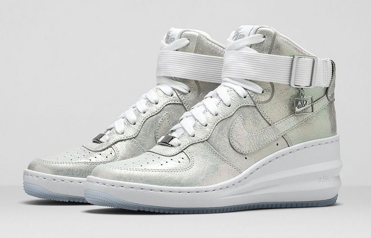 Nike Wmns Lunar Force 1 Sky Hi Prm QS Iridescent