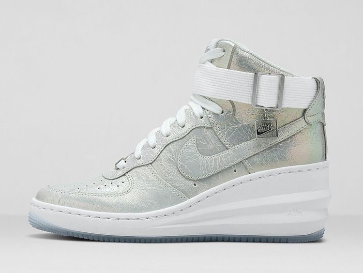 Nike Wmns Lunar Force 1 Sky Hi Prm QS Iridescent
