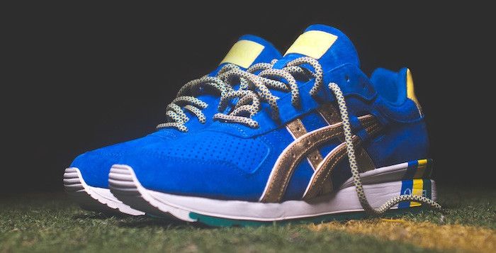 Asics GEL GT II, GT 2, White Monaco Blue, Vintage, H224N, Mens US