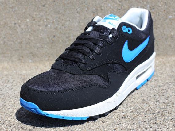 Air max 1 black blue on sale