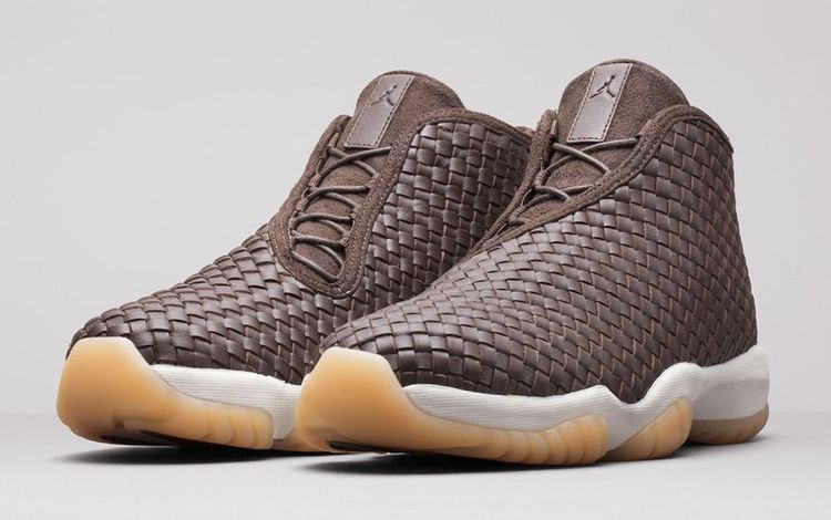Size Air Jordan Future Premium 'Dark Chocolate'