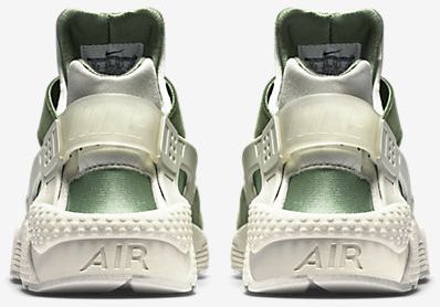 Nike Air Huarache Premium Bamboo