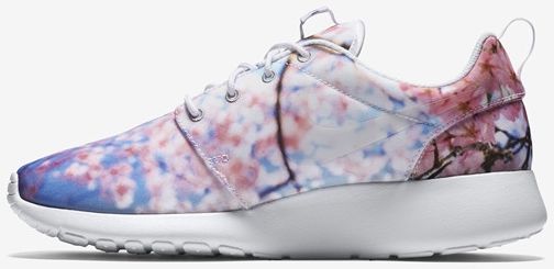 wmns nike roshe one cherry bls