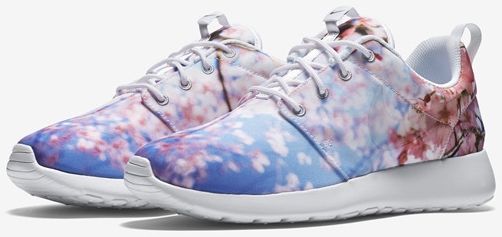 Nike Wmns Roshe One Cherry Blossom