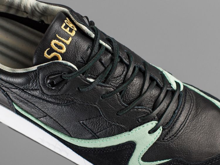 V7000 x Diadora Solebox Azzurro