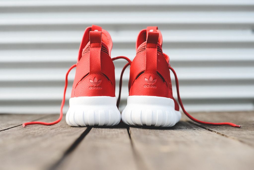 Adidas tubular red x best sale
