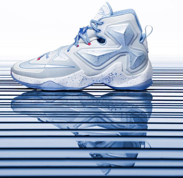 Nike LeBron 13 Christmas