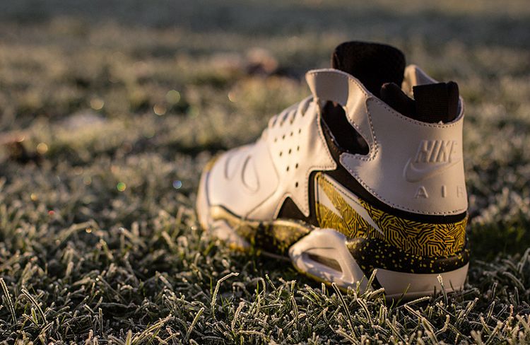 Nike Air Tech Challenge Huarache White Tour Yellow