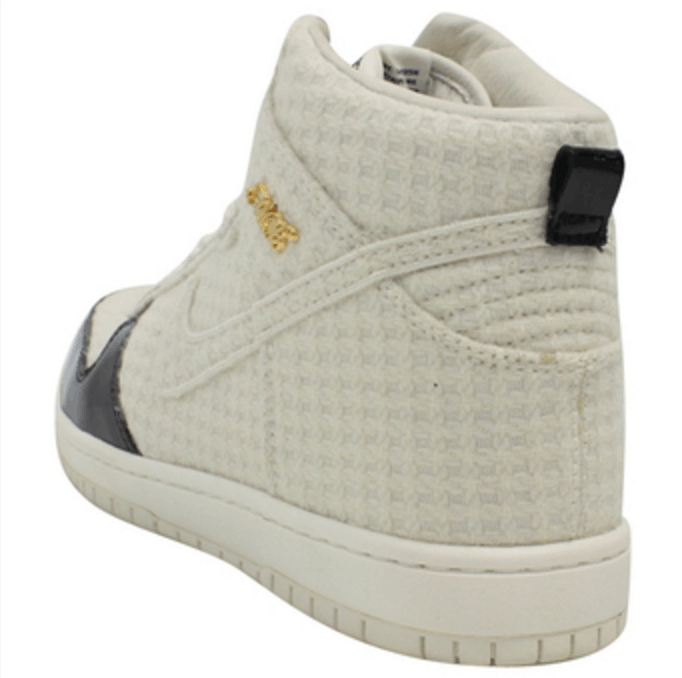 married to the mob dunk