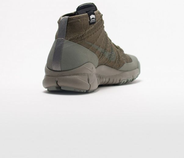 Nike Flyknit Trainer Chukka Sfb Sp