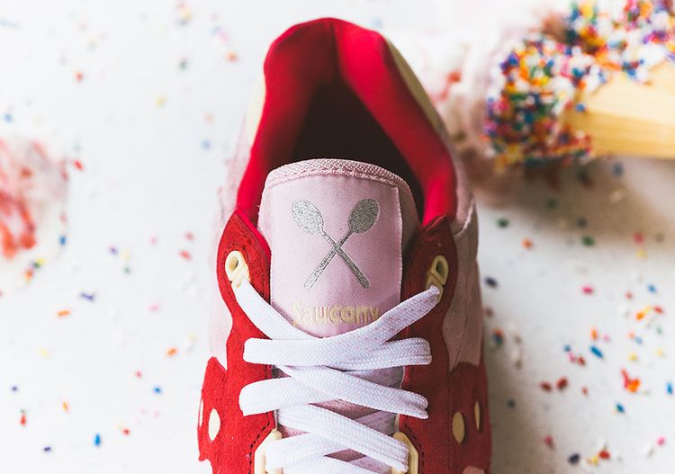 Saucony G9 Shadow Strawberry Vanilla Ice Cream