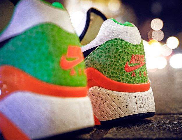 Size 9.0 Size x Air Max 180 Urban Safari