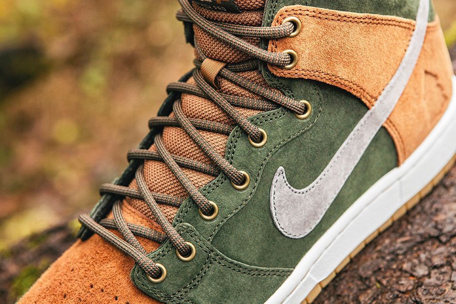 Size 10.0 Homegrown x SB Dunk High PRM Sequoia