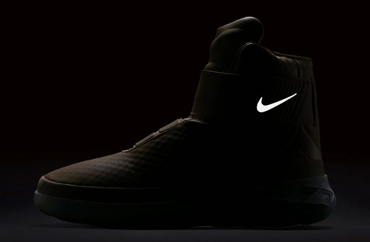 Nike Swoosh Hunter Vachetta Tan