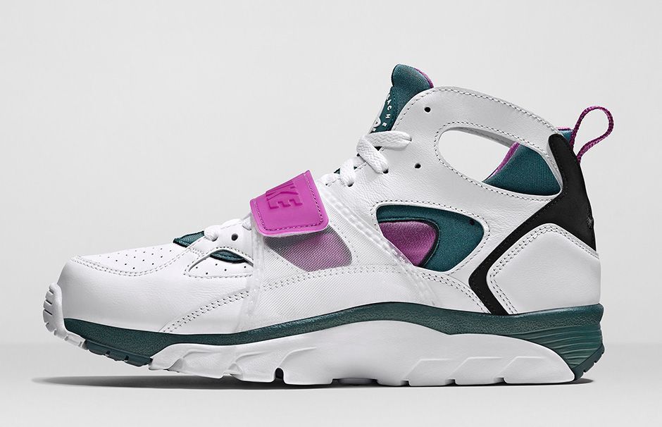 Nike air trainer huarache fireberry deals