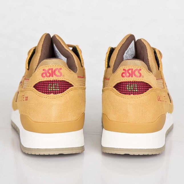 Asics gel lyte white mustard 2025