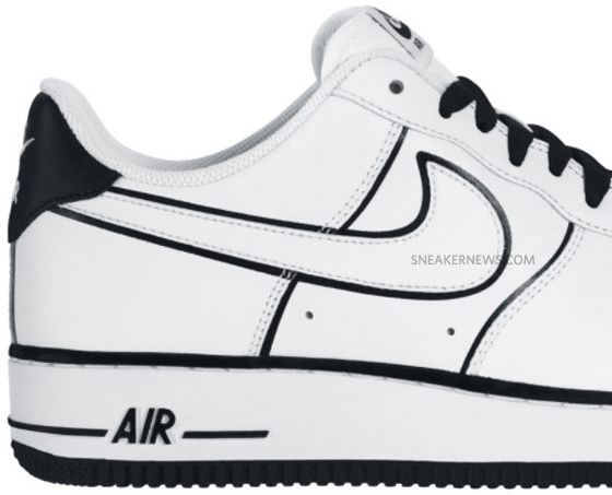 Nike Air Force 1 07 White Black