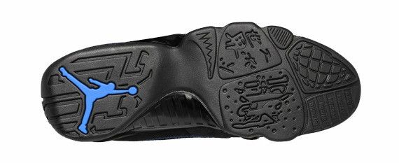 black jordans blue bottom