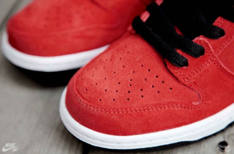 Nike Dunk Low Premium SB Firecracker