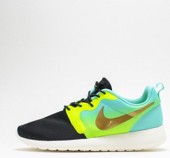 Nike Wmns Rosherun Hyp Prm Qs Magista Pack