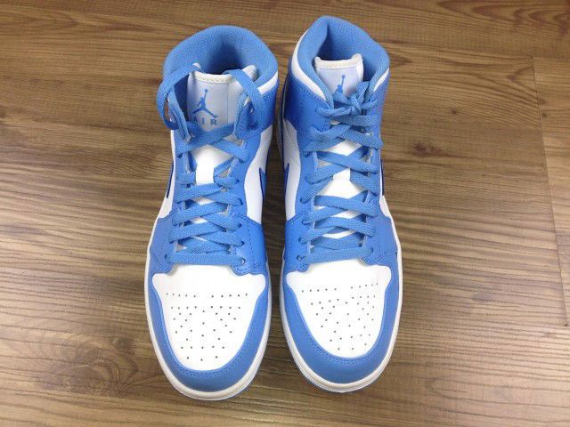 Air Jordan 1 Mid UNC