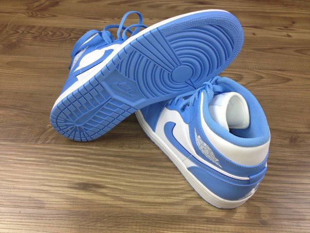 Buy Air Jordan 1 Mid 'UNC' - 554724 106 | GOAT