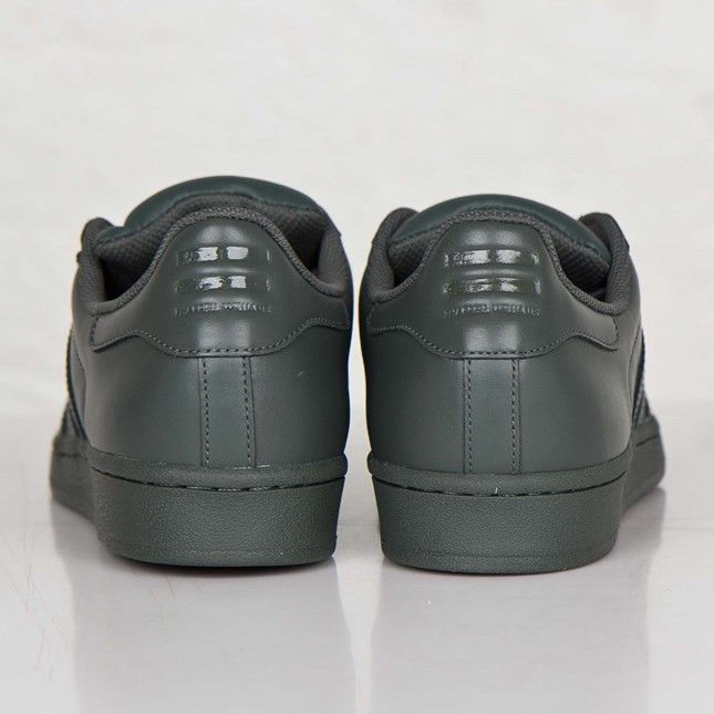 Adidas superstar supercolor black hotsell