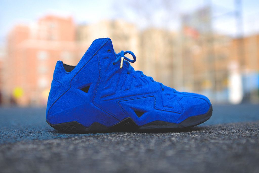 Size 10.0 LeBron 11 EXT Suede QS Game Royal