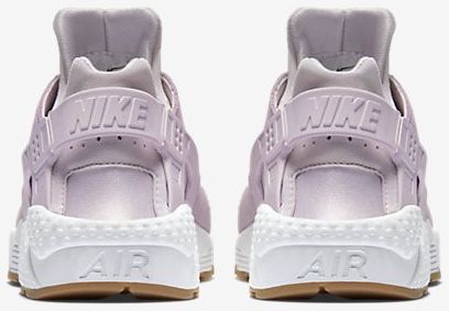 Nike Wmns Air Huarache TXT Bleached Lilac