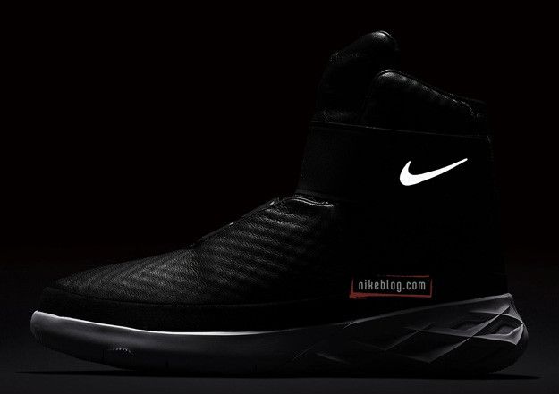 Nike Swoosh Hunter Black