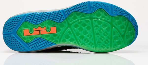 Nike Air Max LeBron 10 Low Swamp Thing