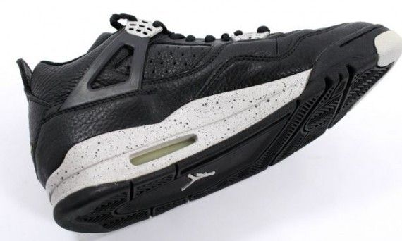 Buy Air Jordan 4 Retro+ 'Oreo' 1999 - 136030 001 | GOAT